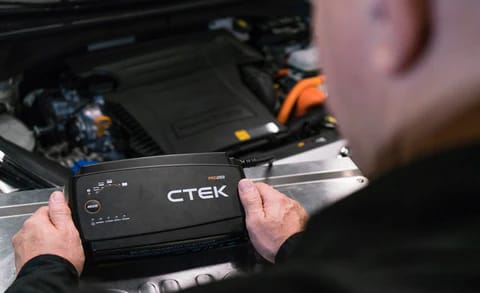 Warum CTEK Batterieladegeräte Ihre erste Wahl sein sollten