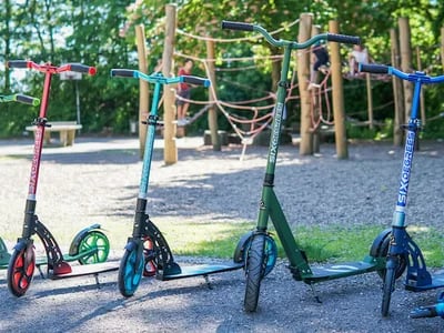 Von Kinderbetten bis zu Autositzen: All-4-Baby begleitet Sie auf Ihrer Elternreise