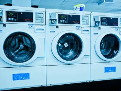 Hey Sunday Laundry Review: Is This Eco-Friendly Detergent Worth It?