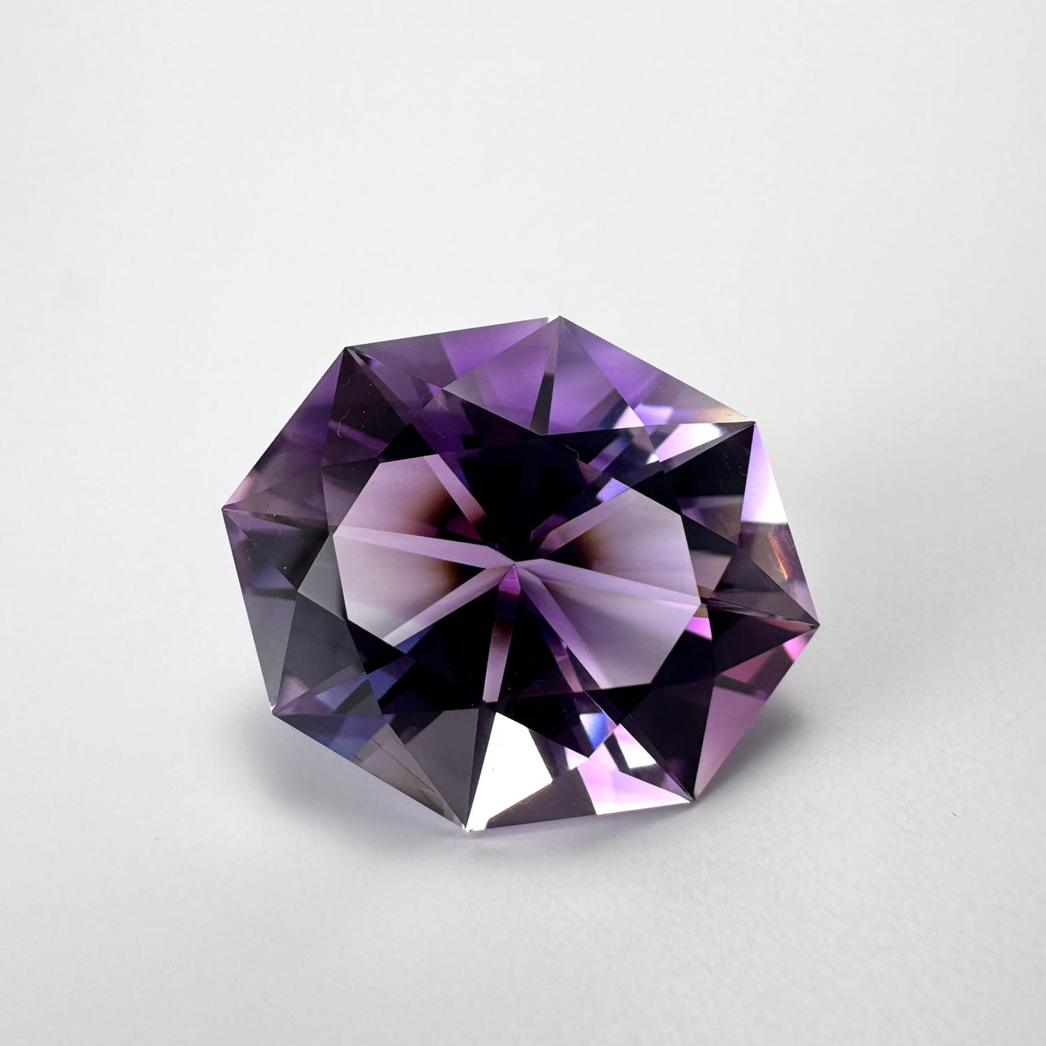 Amethyst kaufen – der Schatz für Seele und Sinne