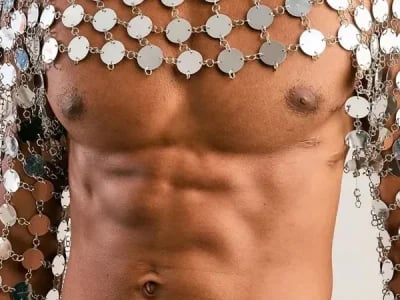 Entdecke dein perfektes Partykleid bei Venga Store für unvergessliche Festivalmomente