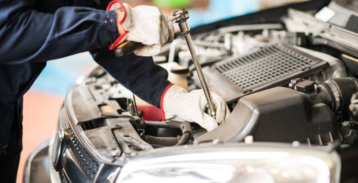 So einfach geht’s: Kratzer Reparatur Auto München vom Profi