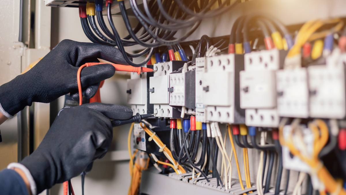 VDE Prüfung – DGUV Vorschrift 3 verständlich und praxisnah