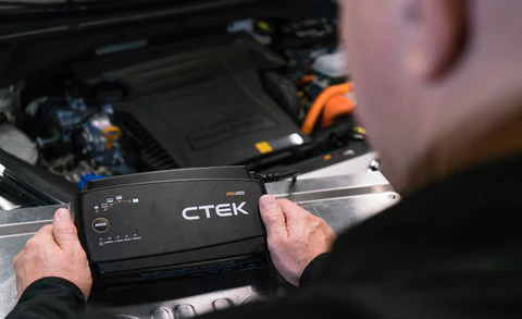Warum CTEK Batterieladegeräte Ihre erste Wahl sein sollten