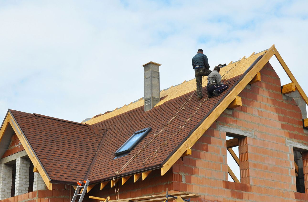 Professionelle Dachdecker in der Nähe dank meister-job