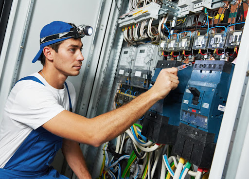 24 Stunden Elektriker Essen an Ihrer Seite